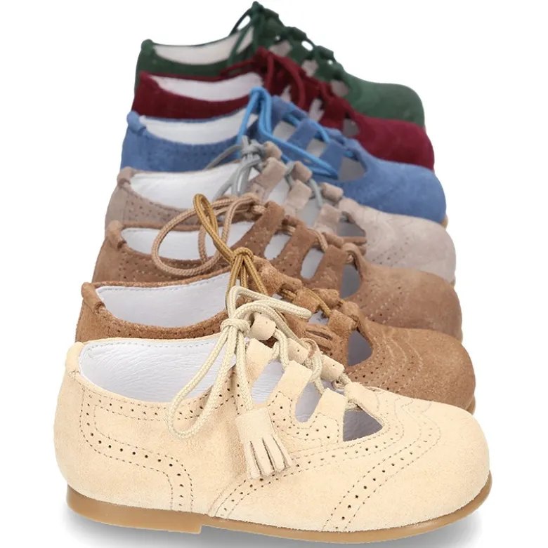 Zapatito inglés niños sin lengüeta en piel serraje.