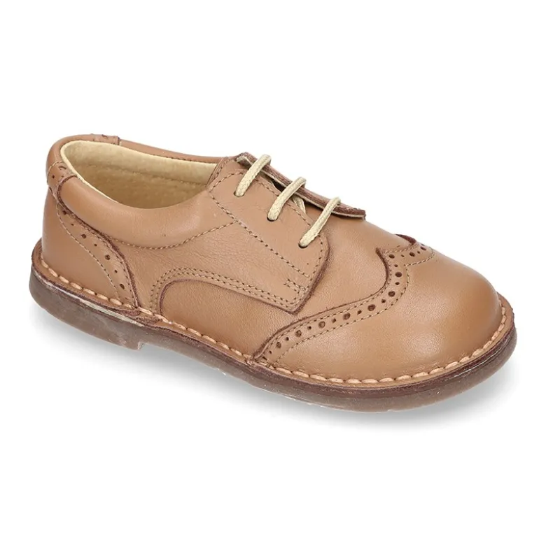 Zapatito Niño tipo blucher con picados en piel EXTRA SUAVE.