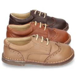 Zapatito Niño tipo blucher con picados en piel EXTRA SUAVE.