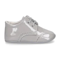 Zapatito tipo Blucher bebé niño en piel charol.