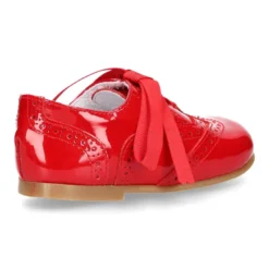 Zapatito tipo Blucher en piel charol ROJO.