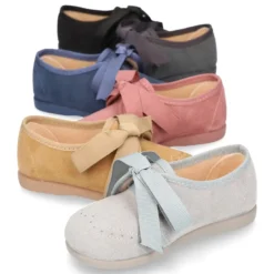 Zapatito tipo Blucher niños con lazos y picados en Serratex.