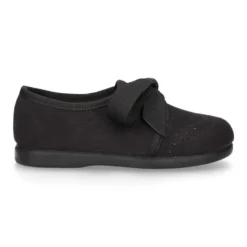 Zapatito tipo Blucher niños con lazos y picados en Serratex.
