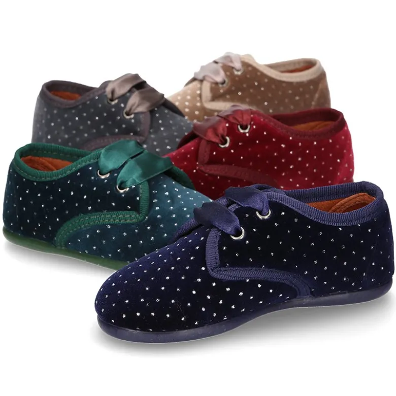 Zapatito tipo Blucher niños en terciopelo con cristalitos para peques.