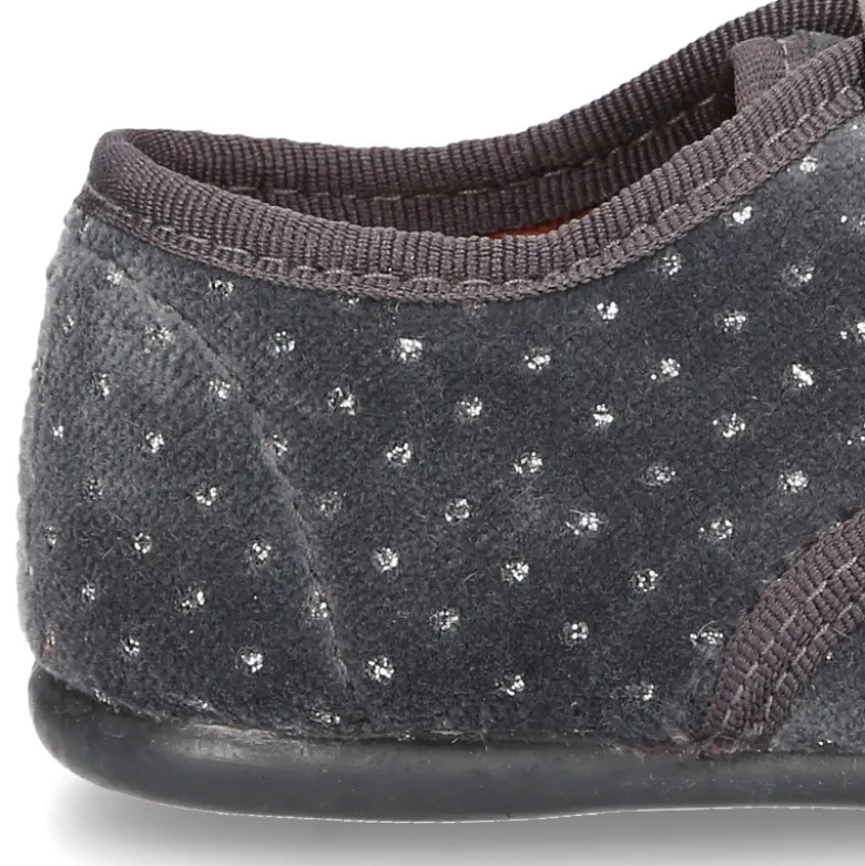 Zapatito tipo Blucher niños en terciopelo con cristalitos para peques.