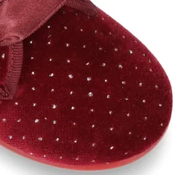 Zapatito tipo Blucher niños en terciopelo con cristalitos para peques.