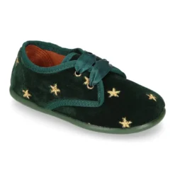 Zapatito tipo Blucher niños en terciopelo con ESTRELLAS bordadas.