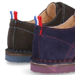 Zapatito tipo BLUCHER niño sin cordones en piel serraje.