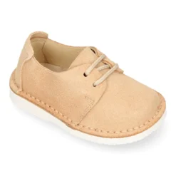 Zapatito tipo blucher primavera con cordones en serraje.