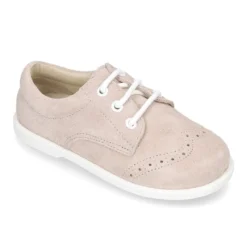 Zapatito tipo Blucher primavera con cordones y picados en serraje.
