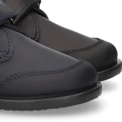 Zapato colegial tipo Blucher sin cordones y con puntera en piel lavable para peques.