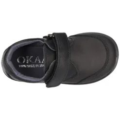 Zapato colegial tipo Blucher sin cordones y con puntera en piel lavable para peques.