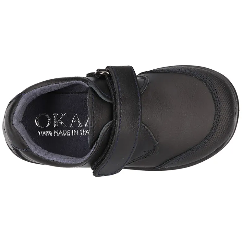 Zapato colegial tipo Blucher sin cordones y con puntera en piel lavable para peques.