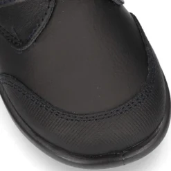 Zapato colegial tipo Blucher sin cordones y con puntera en piel lavable para peques.