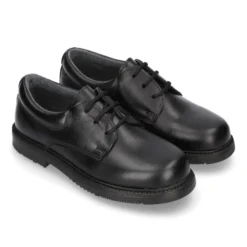 Zapato colegial tipo Blucher con cordones en piel lisa Boxcalf.