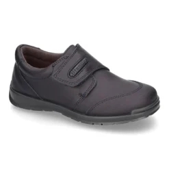 Zapato colegio sin cordones y con puntera en piel lavable.