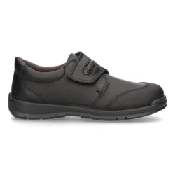 Zapato colegio sin cordones y con puntera en piel lavable.