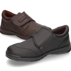 Zapato colegio sin cordones y con puntera en piel lavable.