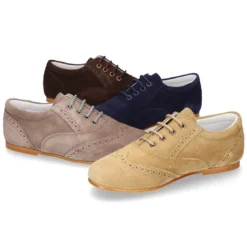Zapato de vestir tipo blucher con picados en PIEL serraje.