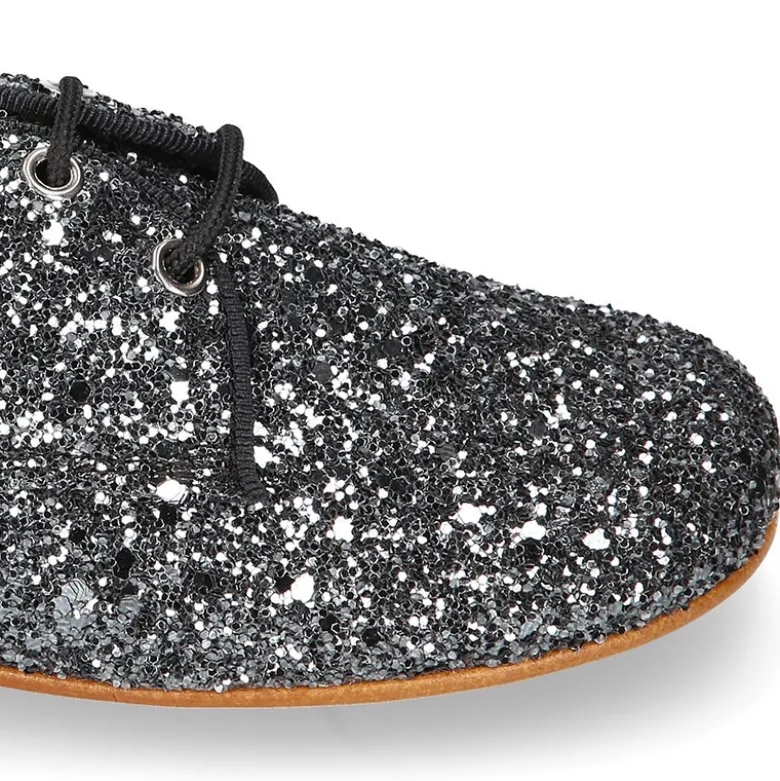 Zapato Niña tipo Blucher estilizado en GLITTER.