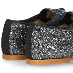 Zapato Niña tipo Blucher estilizado en GLITTER.