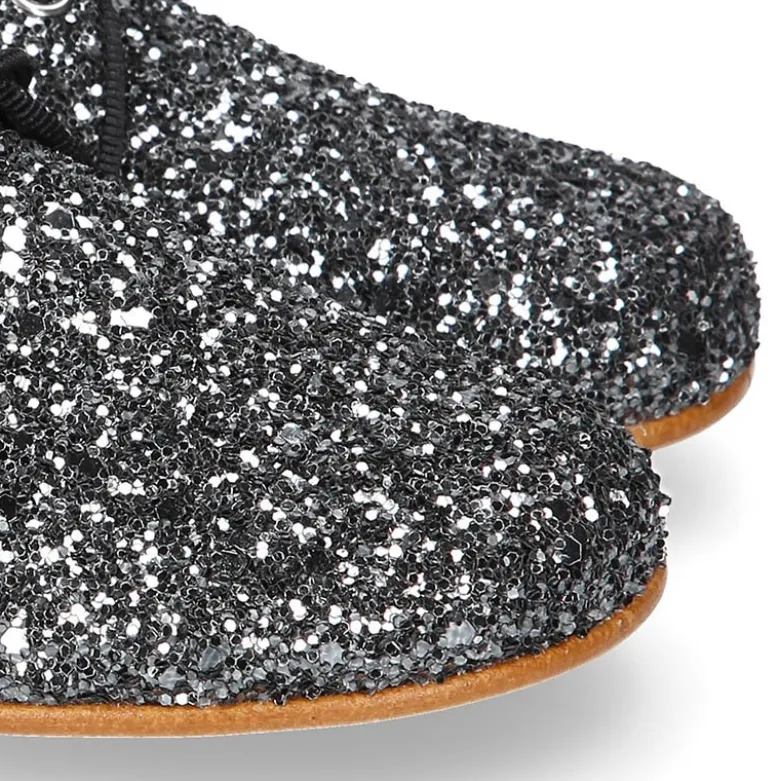 Zapato Niña tipo Blucher estilizado en GLITTER.