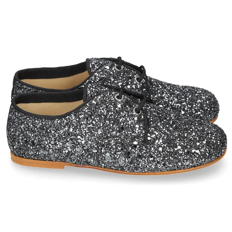 Zapato Niña tipo Blucher estilizado en GLITTER.
