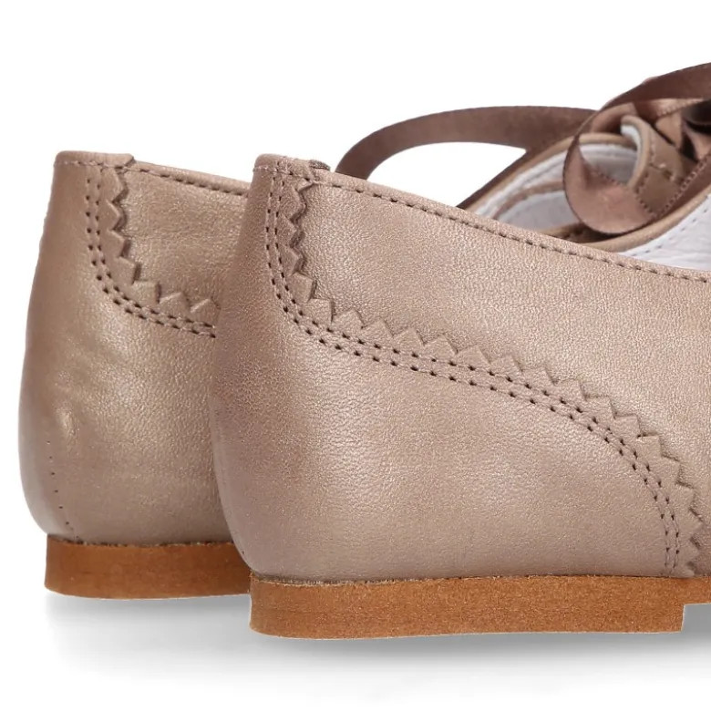 Zapato Niña tipo Blucher estilizado en piel LAMINADA COBRE.