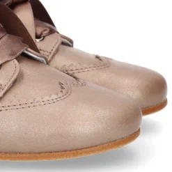 Zapato Niña tipo Blucher estilizado en piel LAMINADA COBRE.
