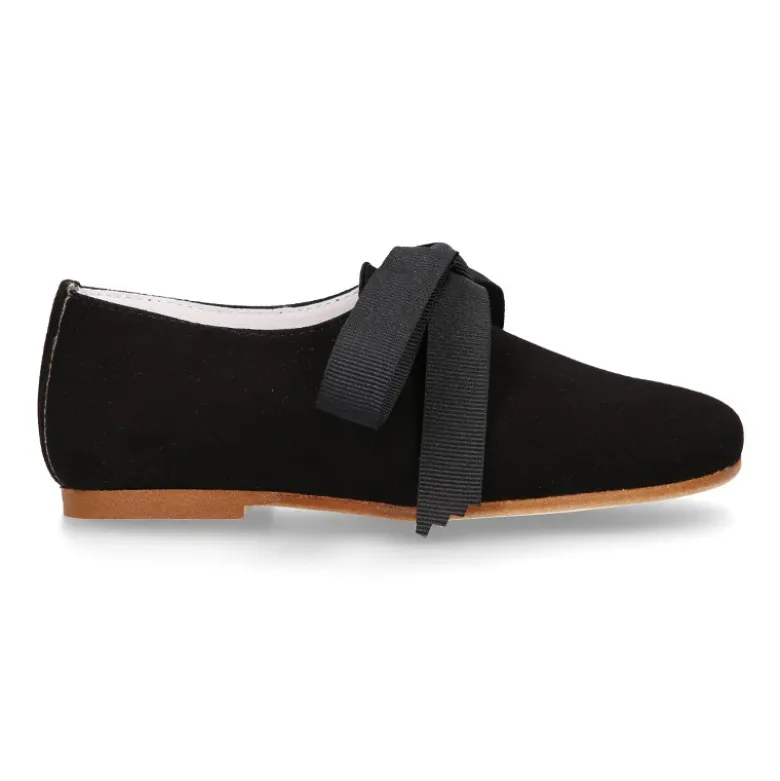 Zapato Niños tipo Blucher estilizado en piel ANTE NEGRO.