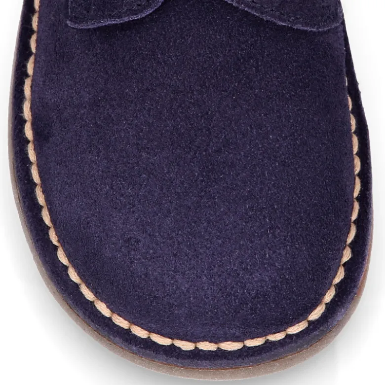 Zapato Niño tipo Blucher con hebilla en piel Serraje.