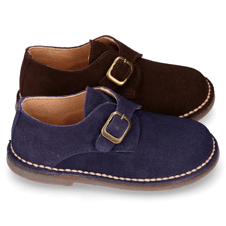 Zapato Niño tipo Blucher con hebilla en piel Serraje.