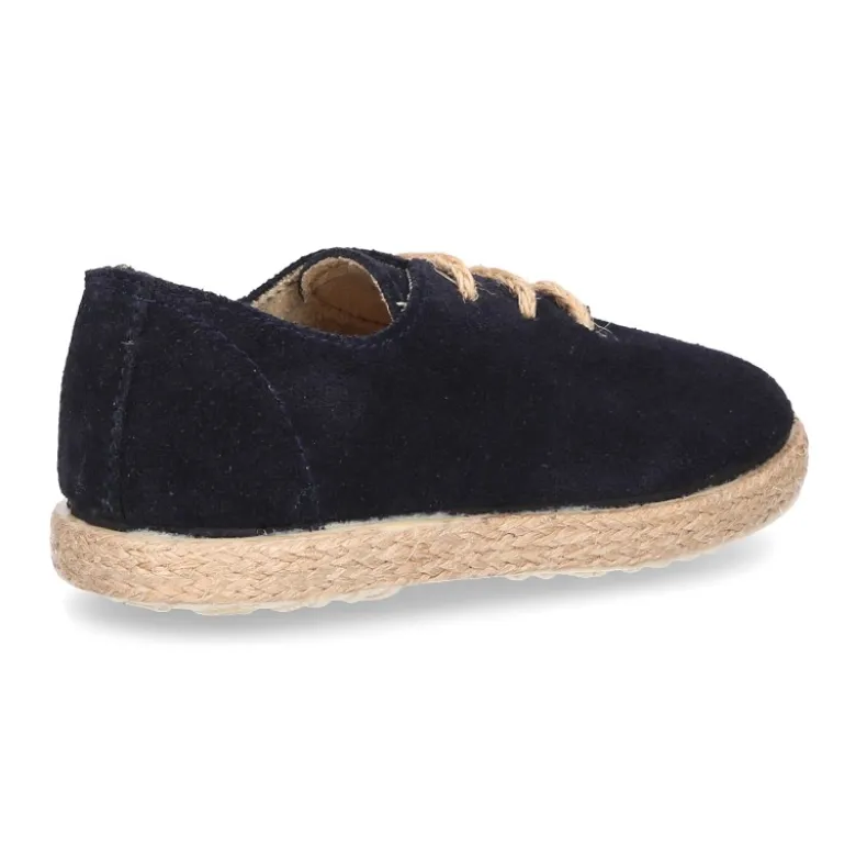 Zapato o Alpargata niños tipo Blucher con cordones en serraje.