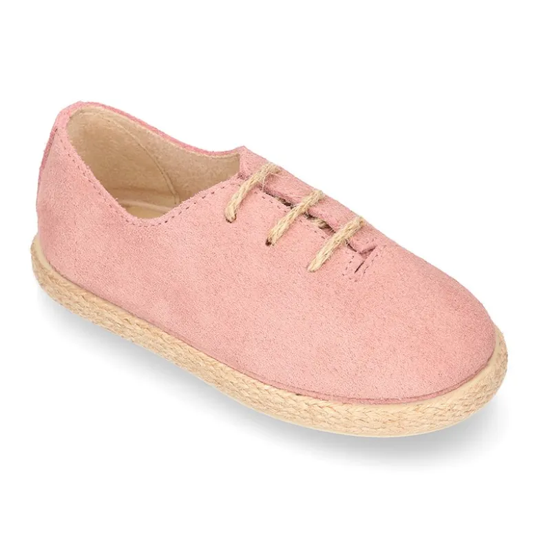 Zapato o Alpargata niños tipo Blucher con cordones en serraje.