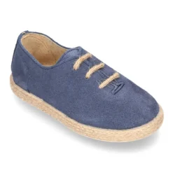 Zapato o Alpargata niños tipo Blucher con cordones en serraje.