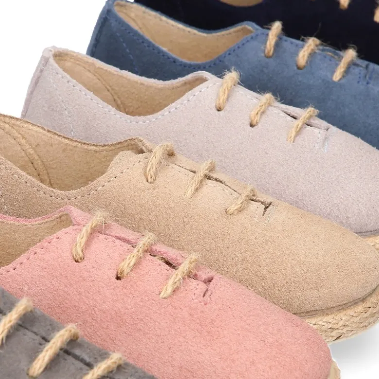 Zapato o Alpargata niños tipo Blucher con cordones en serraje.