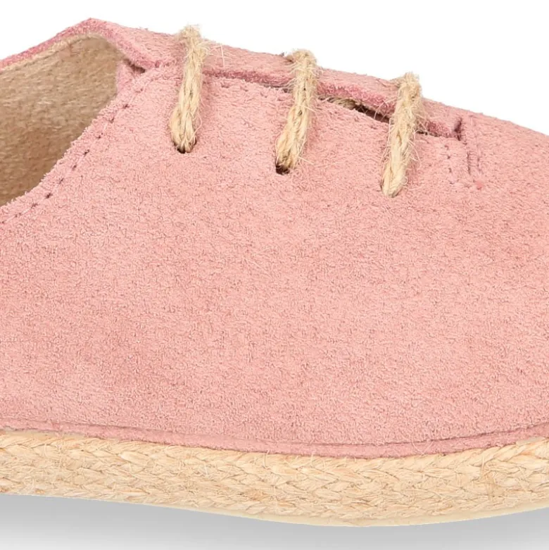 Zapato o Alpargata niños tipo Blucher con cordones en serraje.