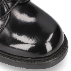 Zapato tipo blucher con cordones en piel antik