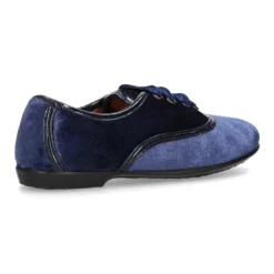 Zapato tipo Blucher con lazos en TERCIOPELO NACARADO.