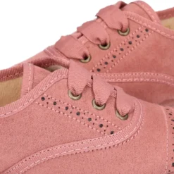 Zapato tipo BLUCHER niños en Serratex MAQUILLAJE con picados.