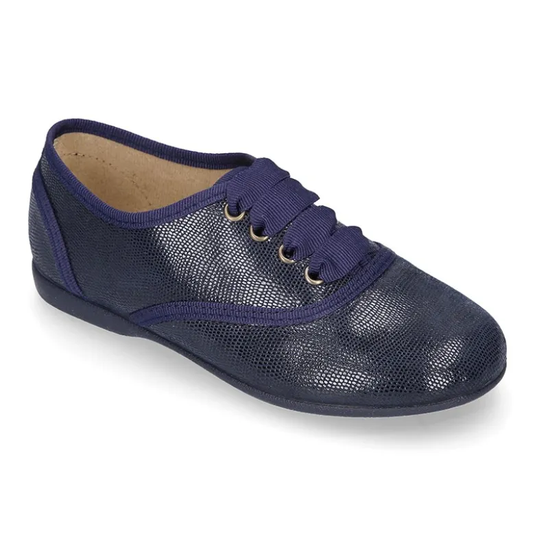 Zapato tipo BLUCHER niños en Serratex estampado.