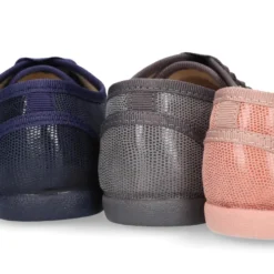 Zapato tipo BLUCHER niños en Serratex estampado.